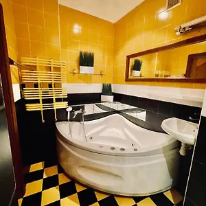  Апартаменты Near Zybitskaya